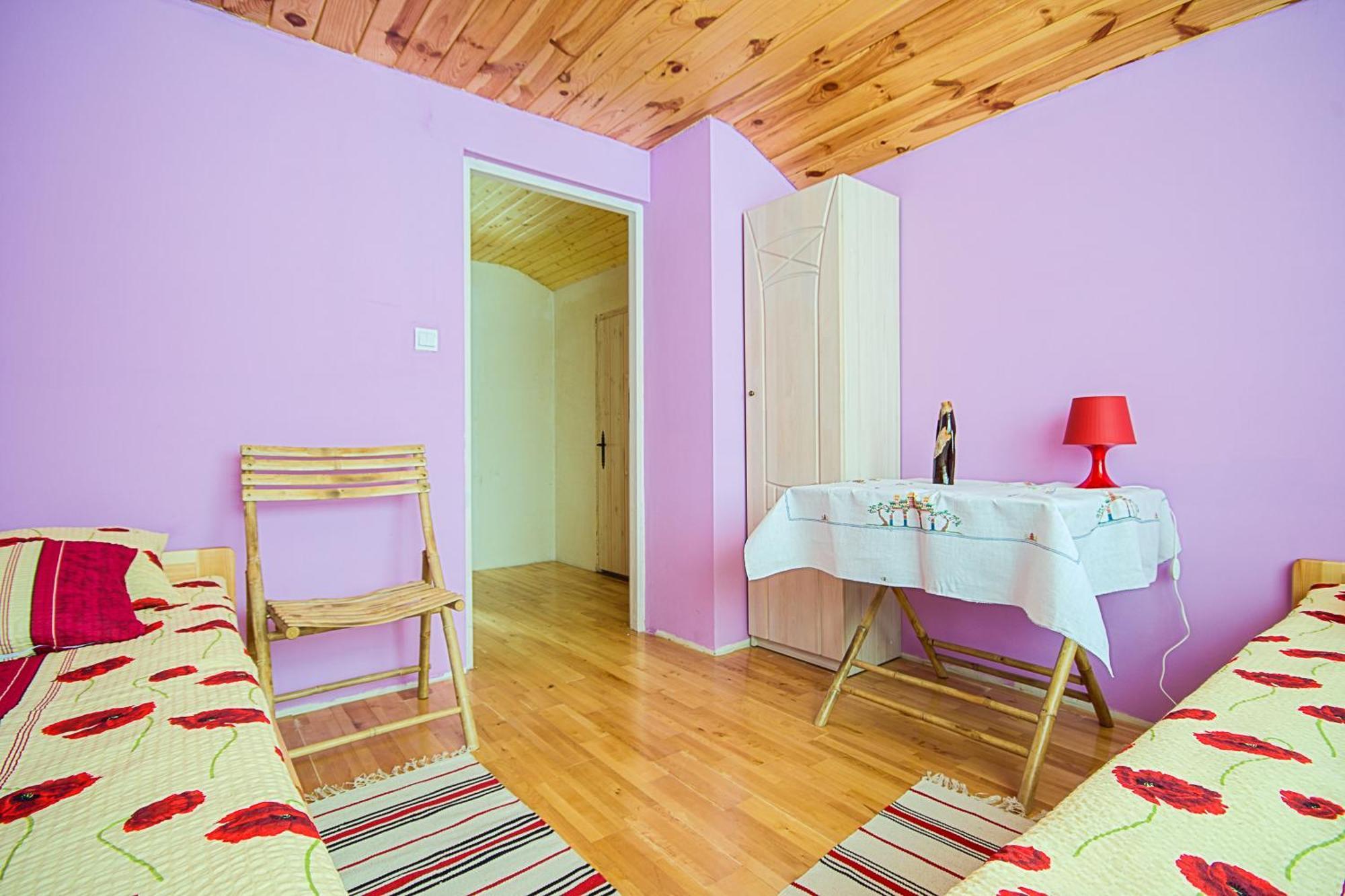 Dom Na Starym Goscincu Tiszyna Villa Dubicze Cerkiewne Rom bilde